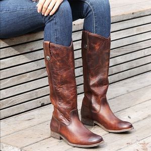 Frye Melissa Button boot in Cognac